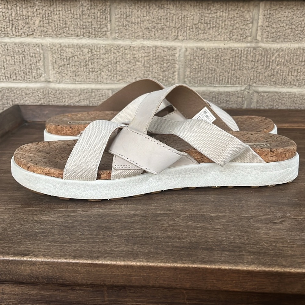 KEEN ELLE MIXED SLIDE BIRCH Women’s Size 11 - Picture 7 of 12